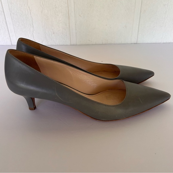PRADA GRAY LEATHER KITTEN HEEL SHOES SIZE 39 - Picture 3 of 16